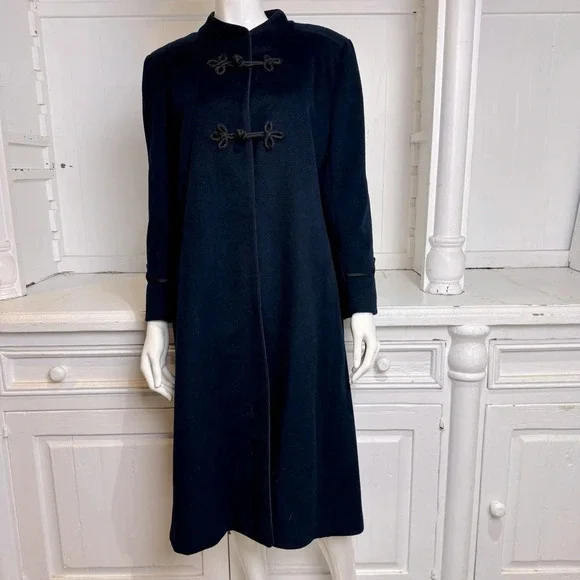 vintage: 60s 70s Navy Blue Wool Coat w Rope Closures - Picture 7 of 7